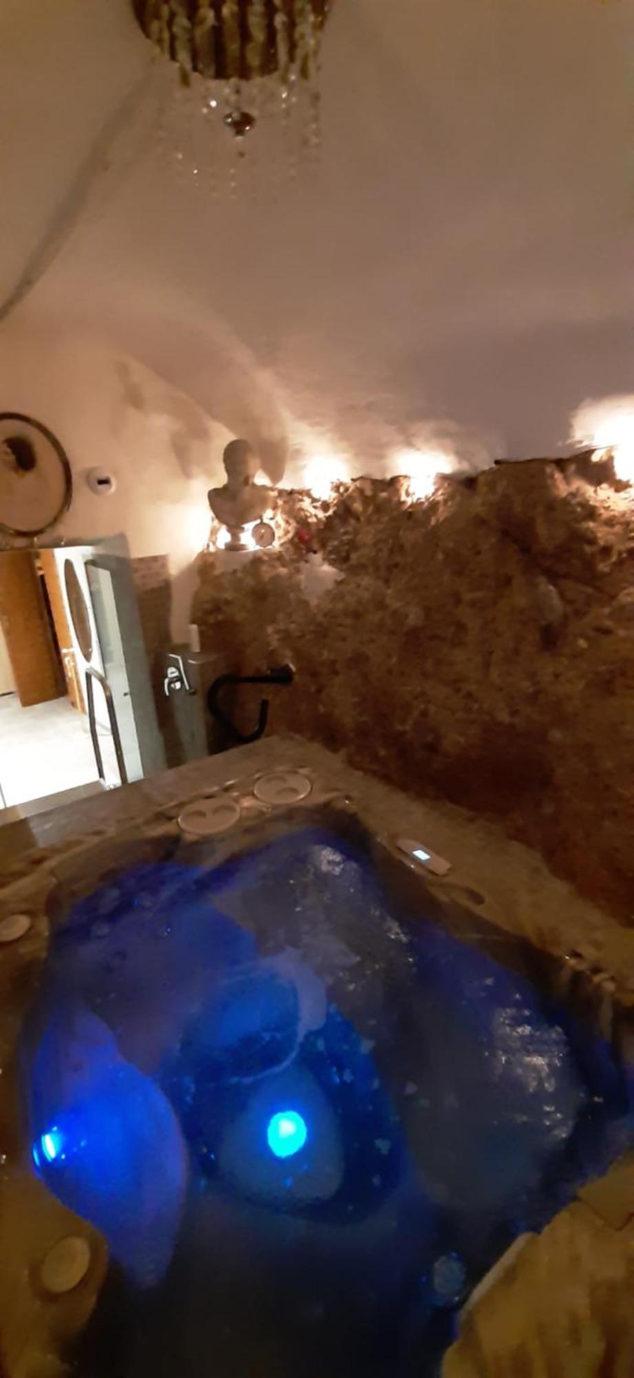 Love Room Avec Spa Privatif Monaco Roquebrune-Cap-Martin Bagian luar foto